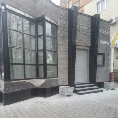 Облицовка стен, цоколя натуральным камнем