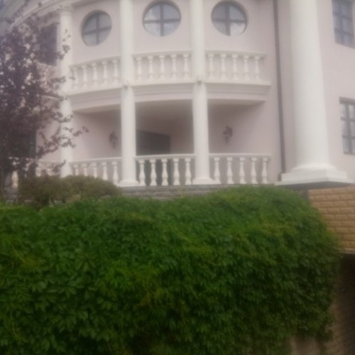 Монтаж балюстрад, балясин и перил